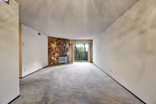 Photo #3: 41110799 Listing