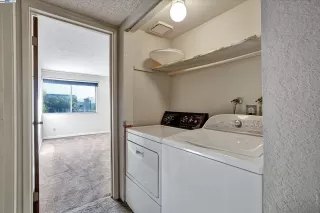 Photo #6: 41110799 Listing