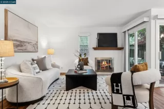 Photo #4: 41110847 Listing