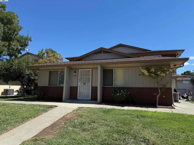 MLS: 41110855 Condo For Sale