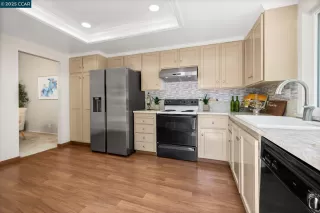 Photo #6: 41110856 Listing 