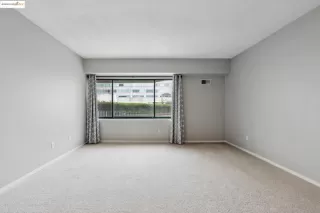 Photo #6: 41110893 Listing