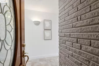 Photo #4: 41110898 Listing