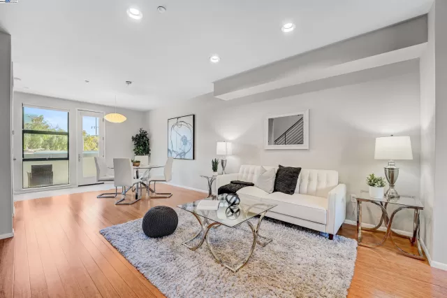 MLS: 41110918 Condo For Sale