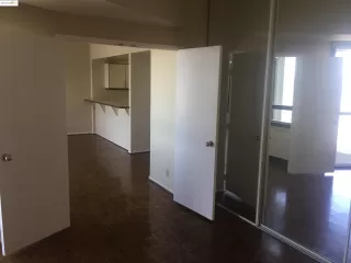 Photo #6: 41110956 Listing