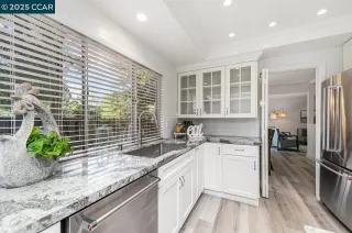 Photo #4: 41111030 Listing 