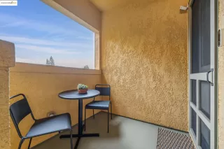 Photo #2: 41111037 Listing