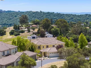 More Details about MLS # 41111045 : 22284 E LYNDON LOOP