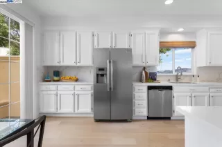 Photo #5: 41111045 Listing 