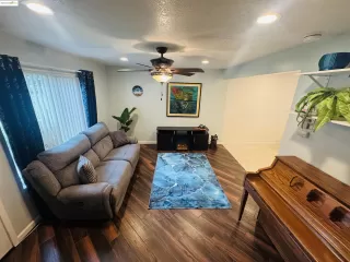 Photo #5: 41111062 Listing