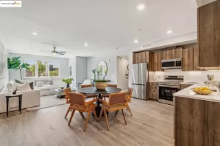 More Details about MLS # 41111089 : 2400 ADELINE ST # 302