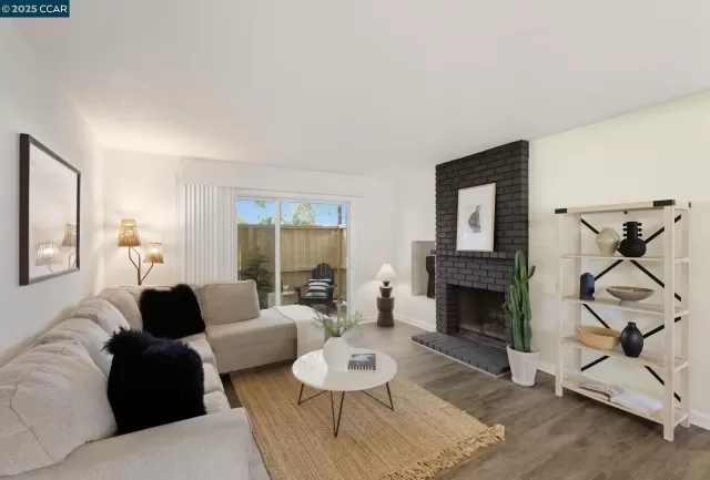 MLS: 41111098 Condo For Sale