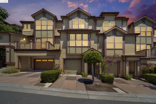 MLS: 41111101 Condo For Sale