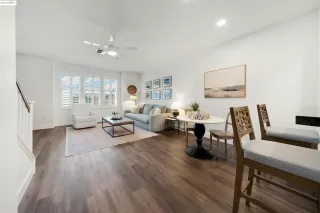 Photo #6: 41111101 Listing