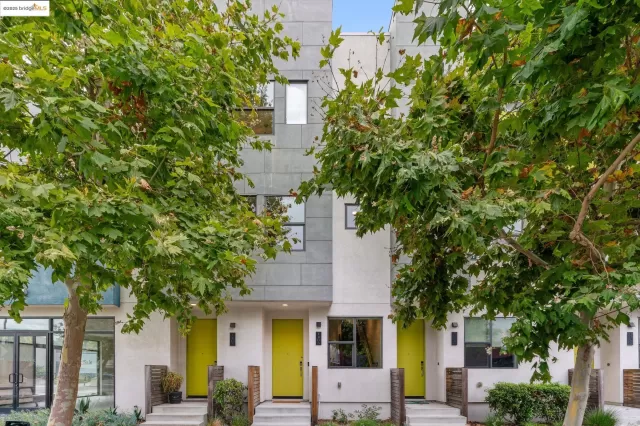 MLS: 41111131 Condo For Sale