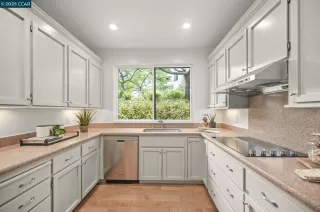 Photo #4: 41111145 Listing 