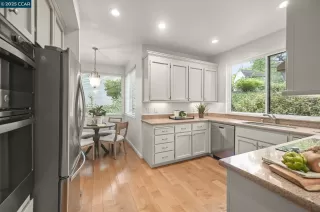 Photo #5: 41111145 Listing 