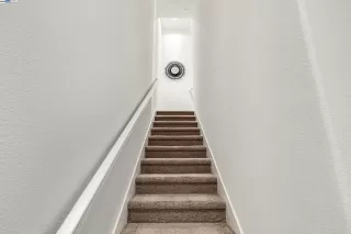 Photo #2: 41111274 Listing