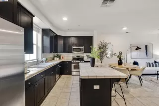 Photo #3: 41111274 Listing