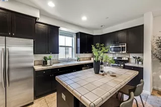 Photo #4: 41111274 Listing