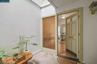 Photo #2: 41111279 Listing 