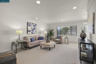 Photo #5: 41111279 Listing 