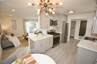 Photo #3: 41111302 Listing