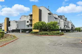 Click for more information on MLS # 41111305 : 5 EMBARCADERO # 129 More Details about MLS # 41111305 : 5 EMBARCADERO # 129