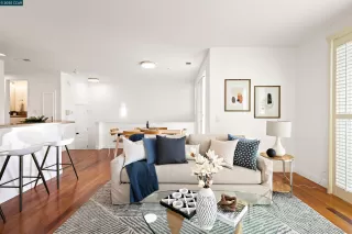 Photo #4: 41111341 Listing