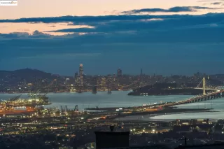 Photo #2: 41111348 Listing