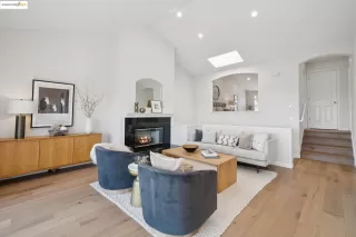 Photo #5: 41111348 Listing