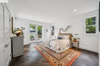 Photo #6: 41111356 Listing