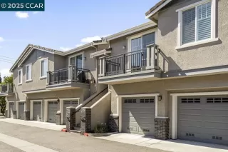 Photo #1: 41111432 Listing