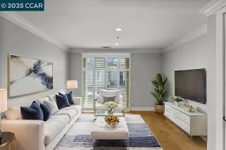 Photo #4: 41111432 Listing