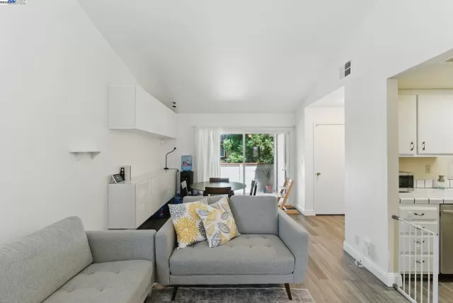 MLS: 41111435 Condo For Sale