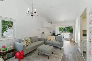 Photo #1: 41111435 Listing