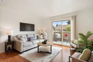 Photo #2: 41111444 Listing 