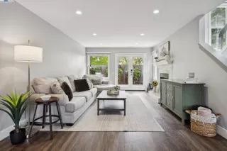 Photo #3: 41111454 Listing