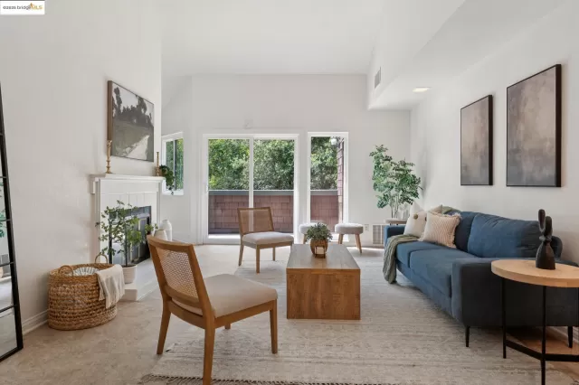 MLS: 41111484 Condo For Sale