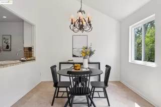 Photo #6: 41111484 Listing