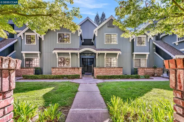 MLS: 41111509 Condo For Sale