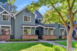 Photo #2: 41111509 Listing 