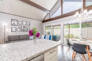 Photo #4: 41111532 Listing