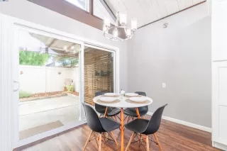 Photo #5: 41111532 Listing