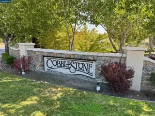 Photo #1: 41111547 Listing