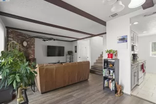 Photo #4: 41111556 Listing 