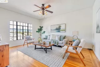 Photo #2: 41111572 Listing 