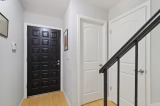 Photo #2: 41111597 Listing