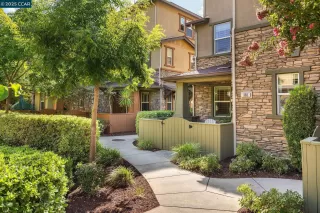 Photo #1: 41111603 Listing