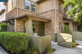 Photo #3: 41111603 Listing